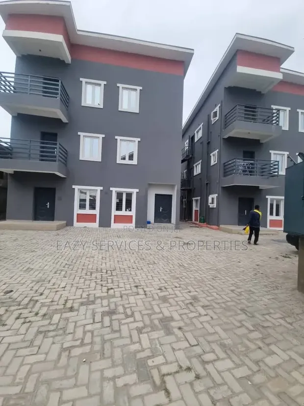 2-Bedroom Apartment for Rent a cikin Gated Estate, Igbo-efon - 1