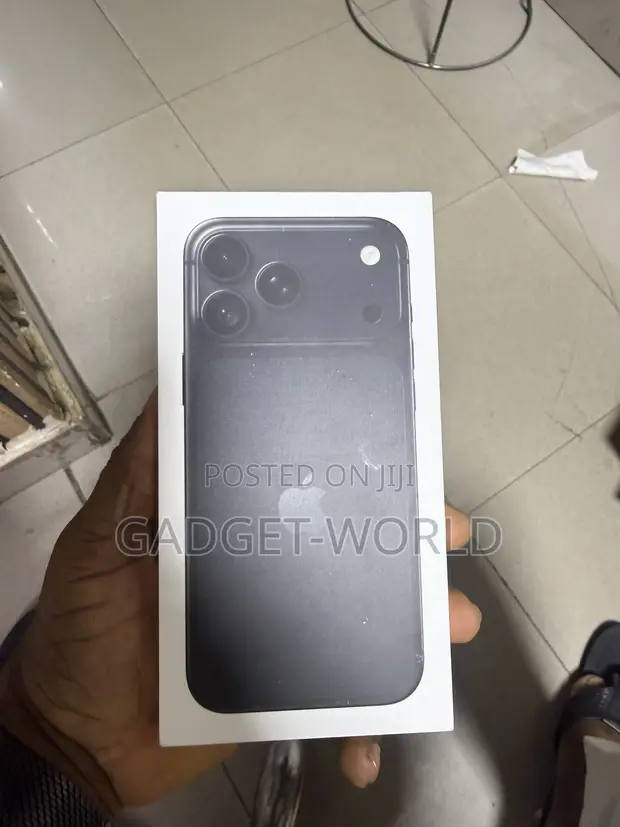 New Apple iPhone 18 Pro 512GB Black - 1