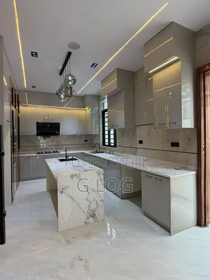 2 Bedroom Apartment for Sale a Ologolo, Lagos