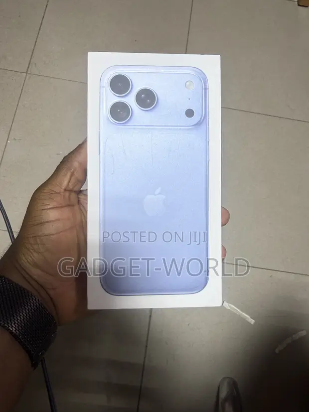 Sabon Apple iPhone 18 Pro 1TB Blue - 1