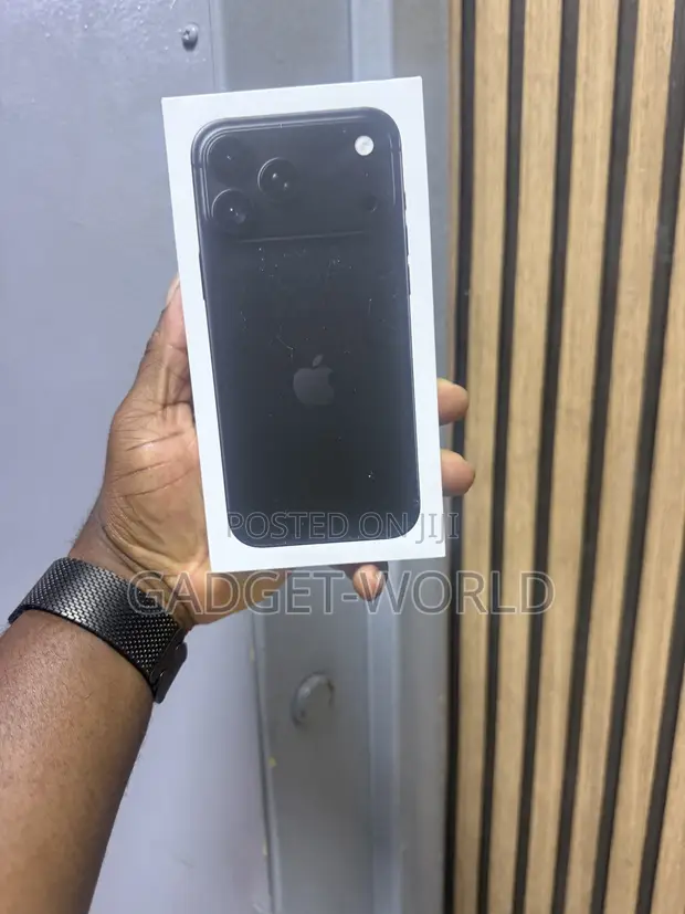 New Apple iPhone 18 Pro 1TB Black - 1