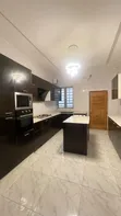 5-Bedroom Duplex da BQ & Pool a Chevron Lekki - 2