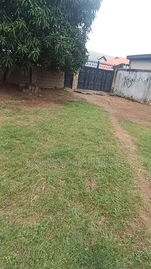 Gidan Kwana 1 da Parlor a Ayobo don Hayarwa