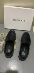 Givenchy Paris Takalmi Baƙi Mai Kyau - 1