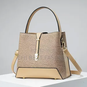 Amazon Stock Handbag ga Mata da Yan Mata