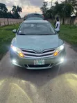 Toyota Venza 2010 Green - 1