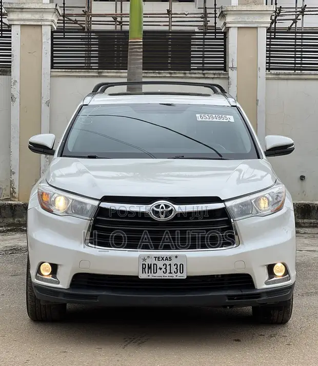 Toyota Highlander XLE V6 4x4 SUV 2016 - 1