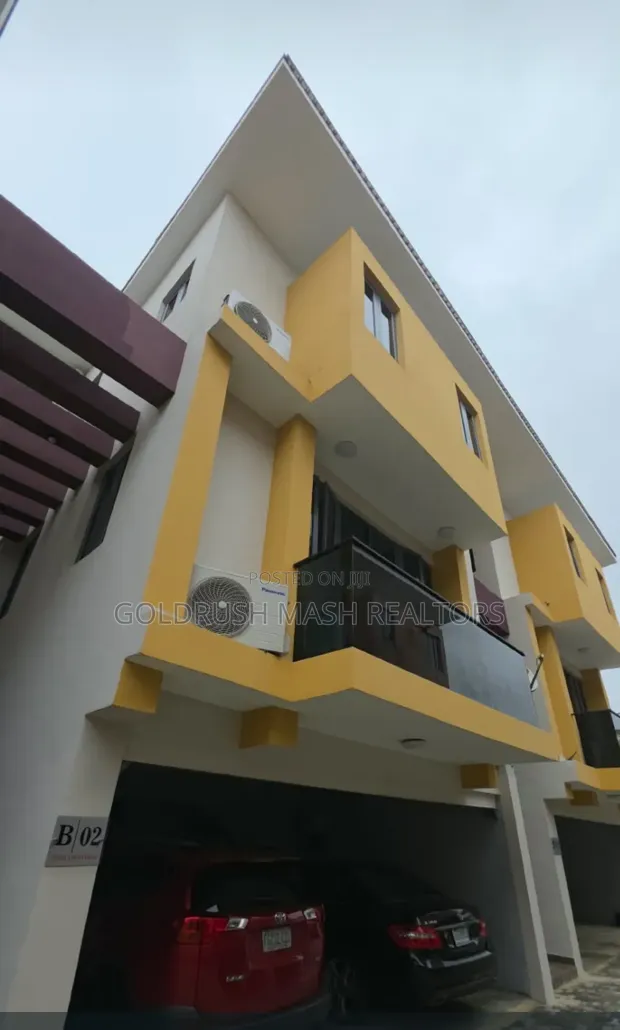 4 Bedroom Townhouse/Terrace in Adeniyi Jones for Sale - 1