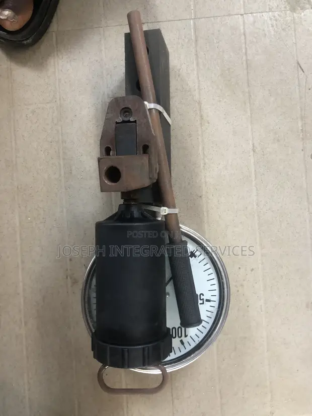 SKF 226400 Oil Injector - 1