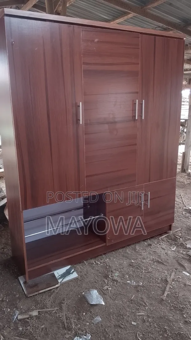 Quality Home Interiors Triple Wardrobe - Brand New - 1