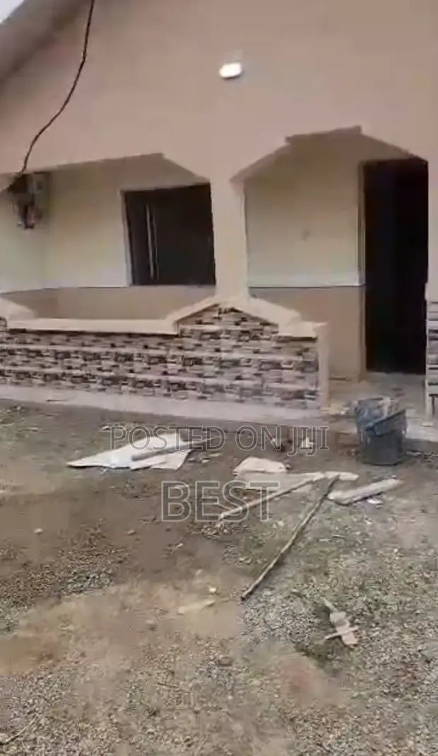 2 Bedroom Bungalow for Sale in Kubwa, Abuja - 1