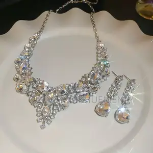Farar Kalangon Aure ga Amarya - Jewel Brand