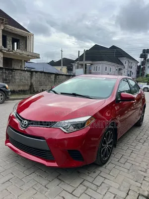 Toyota Corolla LE Sedan ta 2016