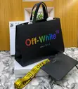 Kyakyawar Jakar Hannu Baƙar Rana ta Mata ta Off-White - 1