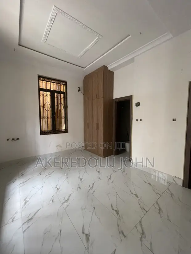 6-Bedroom Duplex with Pool in Asokoro - 1