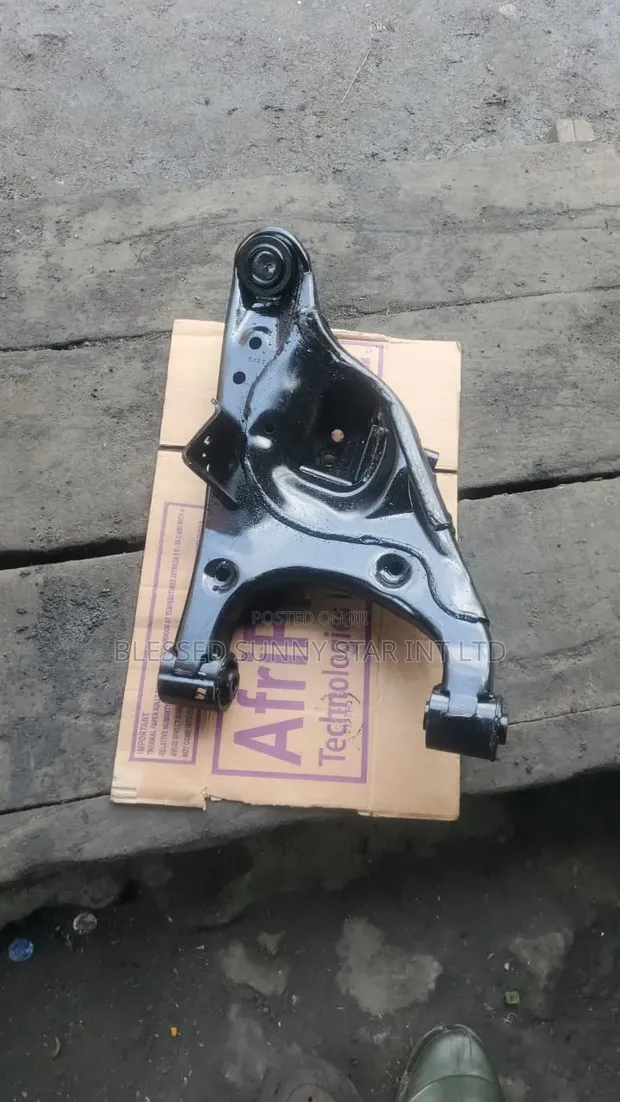 Nissan Patrol Back Arm - 1