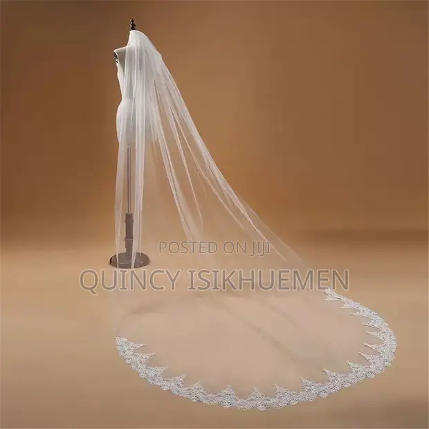 Brand New Wedding Veil - Shoulder Length - 1
