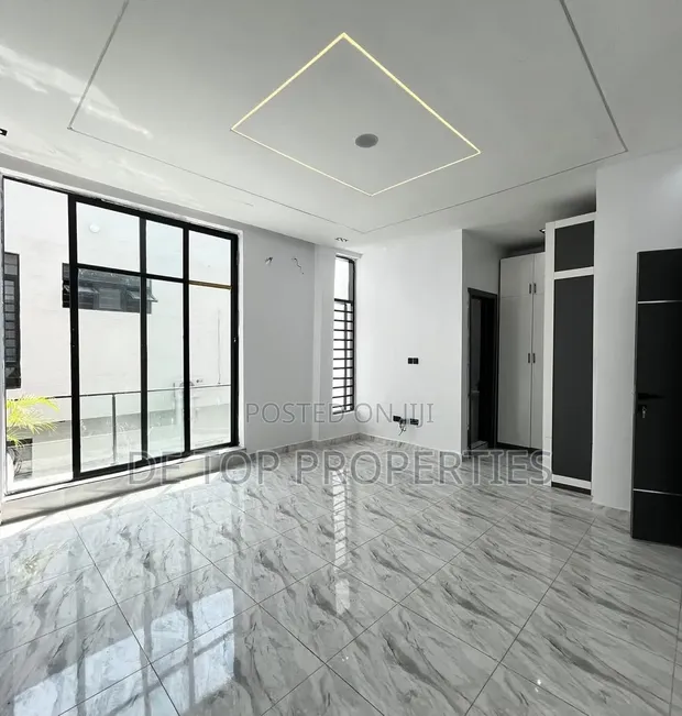 4-Bedroom Duplex for Rent in Ikota, Lekki Phase 1 - 1