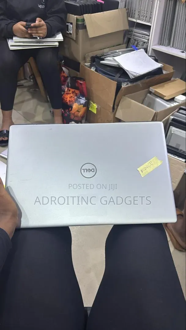 Dell Precision 7750 Laptop - Core i5, 16GB RAM, 512GB SSD - 1