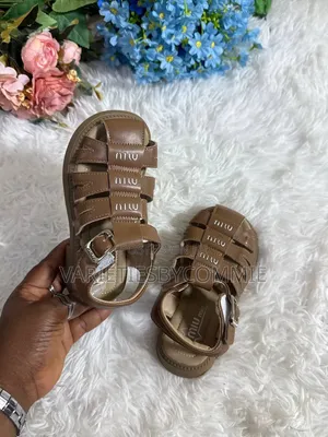 Niiu Classic Kids Sandals - Size 29