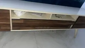 TV Stand / Console Na Hannu Da Kafa Daya Ya Fada