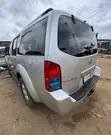 Nissan Pathfinder 2005 Silver - 4
