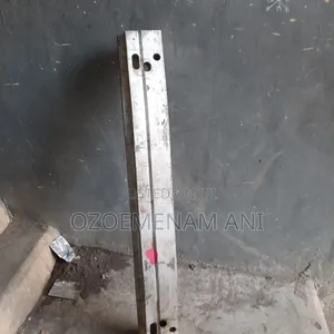Toyota Highlander Front Bumper Beam 2005