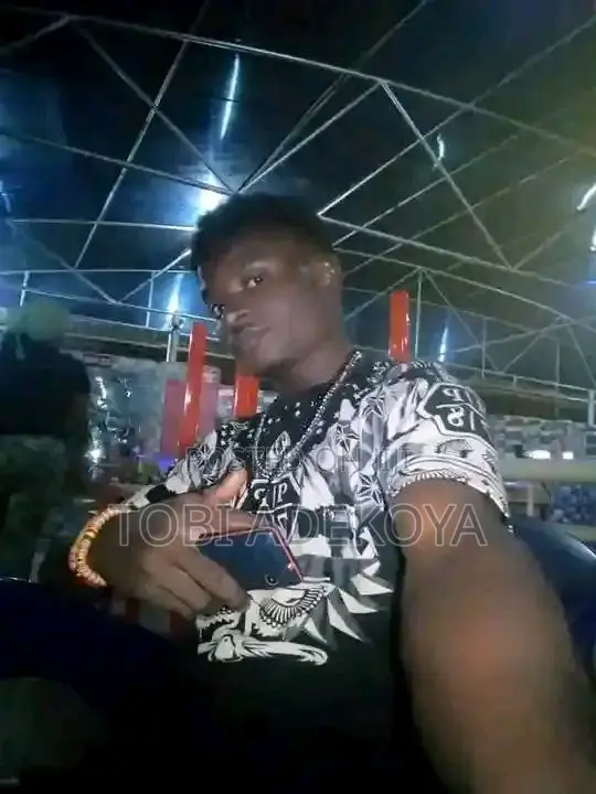 Manufacturing Operator & Team Leader CV - Tobi Adekoya - 1