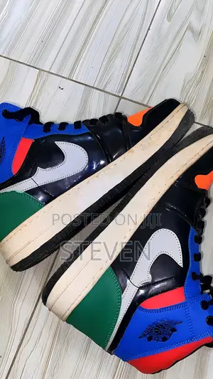 Air Jordan 1 High-Top Sneakers
