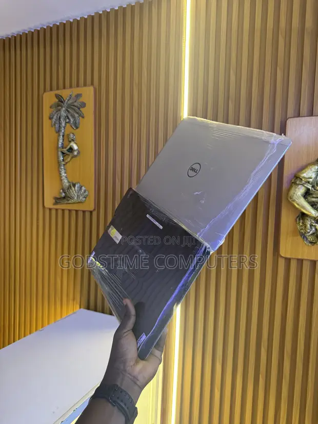 Sabuwar Dell Laptop 8GB RAM Intel Core i7 256GB SSD - 1