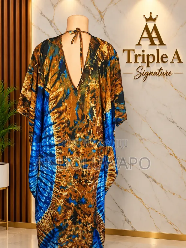 Triple A Signature Mata Na Shirin Sawa V-Neck Gown - 1