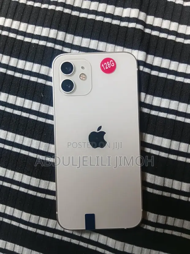 Apple iPhone 12 128GB White - 1