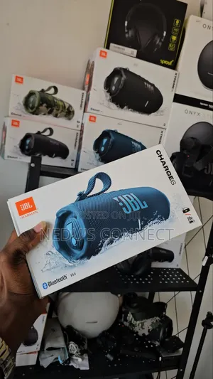 JBL Charge 6 Mai Saurara