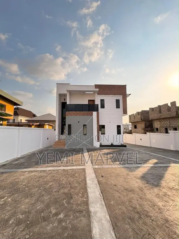 4 Bedroom Duplex for Sale in Palm Garden Estate, Ibadan - 1