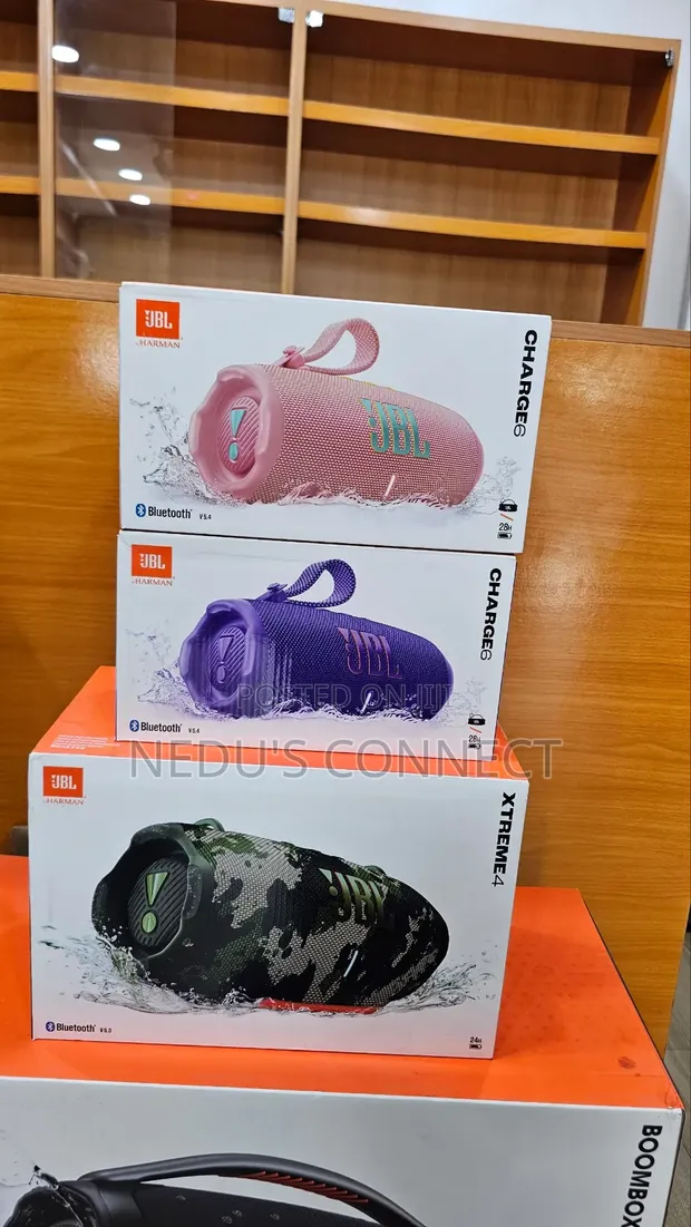 JBL Charge 5 Speaker - 1