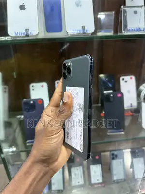 Apple iPhone 11 Pro Max 64GB Black