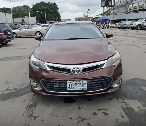 Toyota Avalon 2014 Burgundy - 1