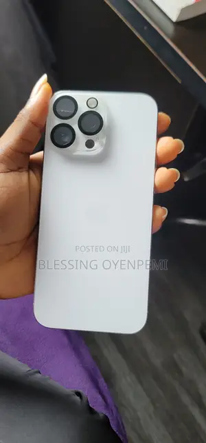 Apple iPhone 16 Pro Max 512GB White