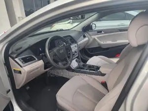 2015 Hyundai Sonata SE 2.4L Silver