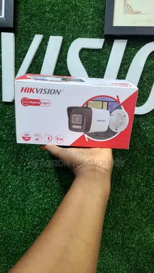 Hikvision 4MP IP Smartlight Kamara ta Waje