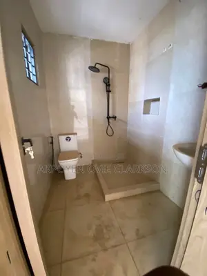 4-Bedroom Townhouse/Terrace for Rent in Mabushi