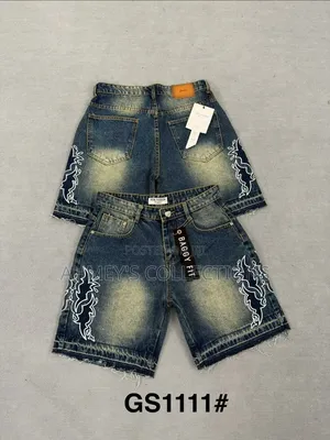 Zara Baggy Short Jeans - Brand New