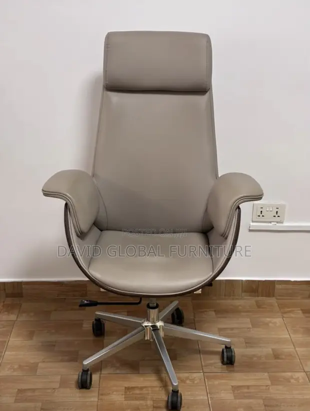 Premium Executive Office Chair - Brand New - 1