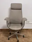 Babban Kursiyin Ofis na Zartaswa - Sabo - 1
