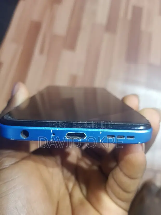 FreeYond F9 128GB Blue - 1