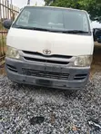Toyota HiAce 2002 Fari - 2