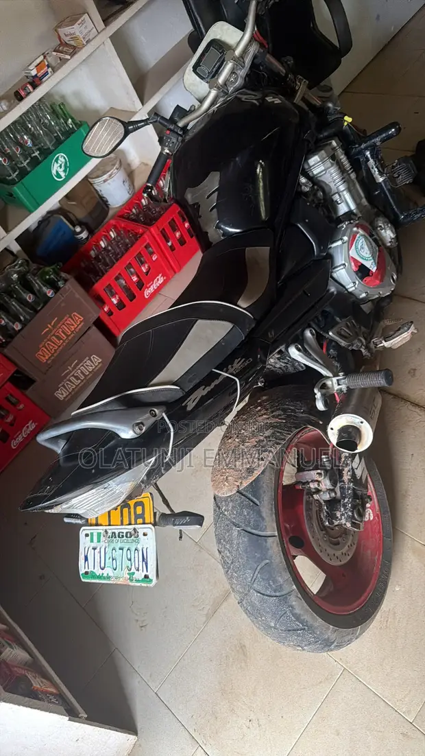 Suzuki Bandit 1250 2008 Black - 1
