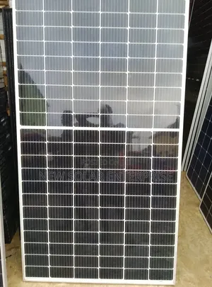 Canadian Solar Panels 740W