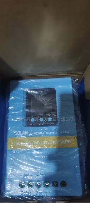 2x 650W Jinko Solar Panels & 100A MPPT Charge Controller