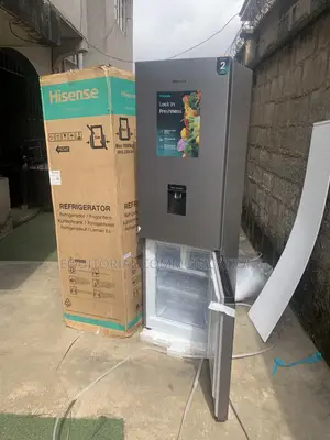 Hisense 264L Firij mai Ƙofa Biyu 35DCB